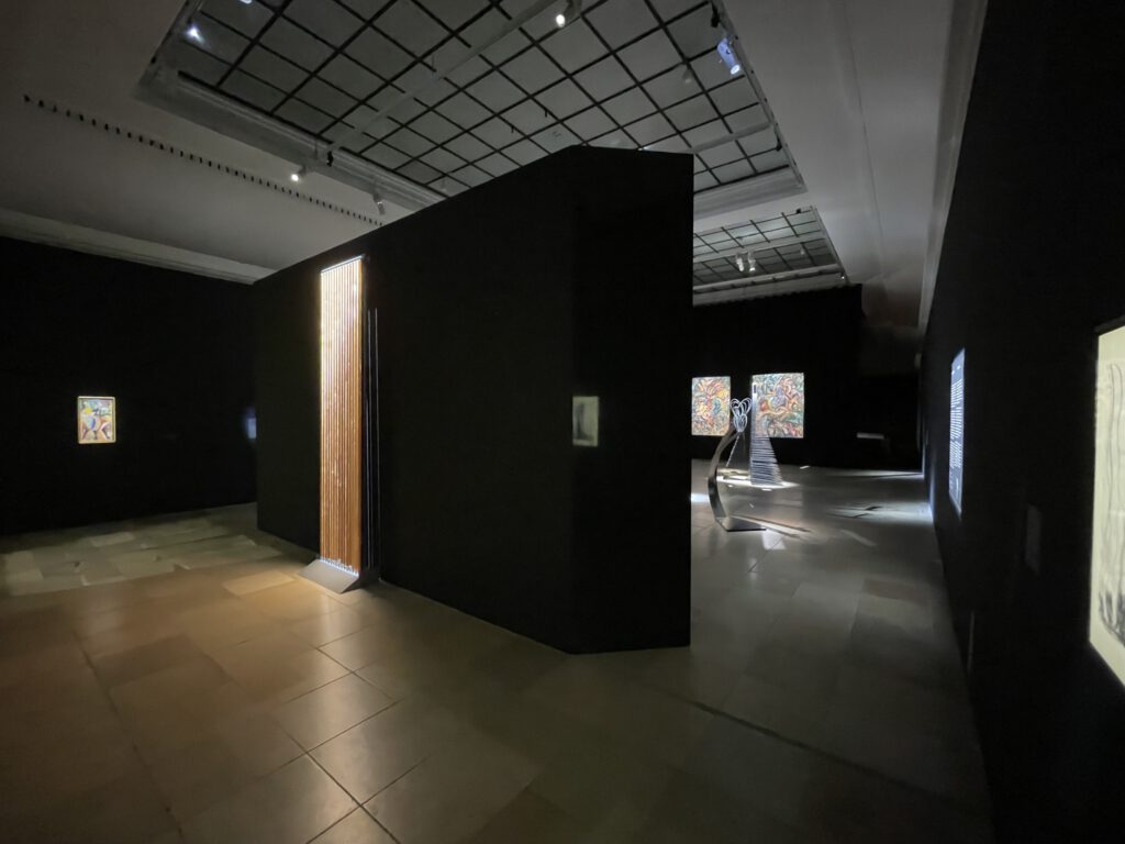 Liliane Lijn, Haus der Kunst, unique assemblage, 20